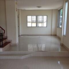 121 Sqm., 2 Beds, 1 Bath Townhouse listed for ฿ 2,280,000.