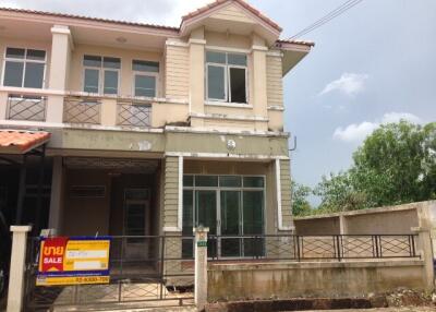 121 Sqm., 2 Beds, 1 Bath Townhouse listed for ฿ 2,280,000.