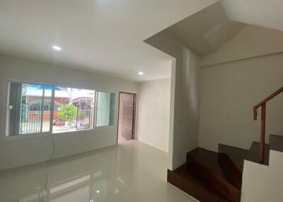 68 Sqm., 4 Beds, 3 Baths Townhouse listed for ฿ 2,520,000.