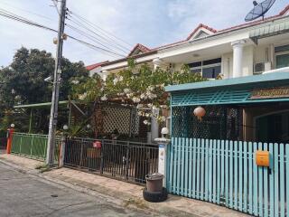 120 Sqm., 2 Beds, 1 Bath Townhouse listed for ฿ 2,280,000.