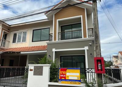 113 Sqm., 2 Beds, 1 Bath Townhouse listed for ฿ 1,990,000.