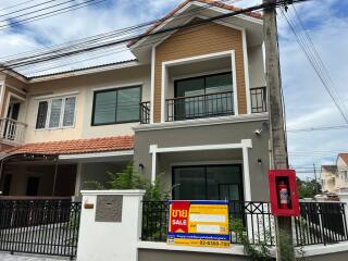 113 Sqm., 2 Beds, 1 Bath Townhouse listed for ฿ 1,990,000.