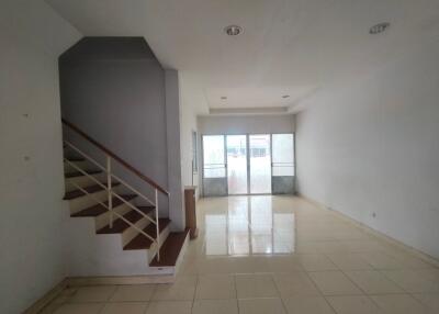 90 Sqm., 2 Beds, 1 Bath Townhouse listed for ฿ 2,185,000.