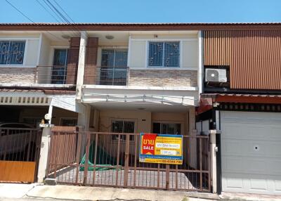 80 Sqm., 2 Beds, 2 Baths Townhouse listed for ฿ 2,185,000.