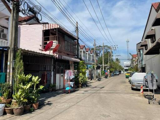 124 Sqm., 2 Beds, 1 Bath Townhouse listed for ฿ 2,185,000.