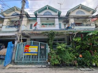 82 Sqm., 2 Beds, 1 Bath Townhouse listed for ฿ 2,090,000.