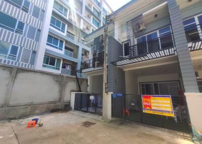 64 Sqm., 2 Beds, 2 Baths Townhouse listed for ฿ 2,310,000.