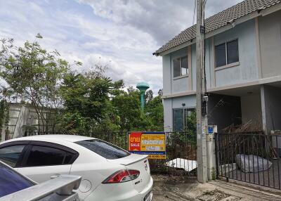 181 Sqm., 2 Beds, 2 Baths Townhouse listed for ฿ 2,310,000.