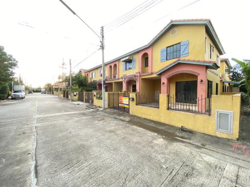 125 Sqm., 2 Beds, 1 Bath Townhouse listed for ฿ 2,310,000.