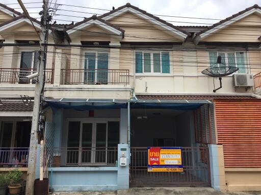 88 Sqm., 3 Beds, 2 Baths Townhouse listed for ฿ 2,090,000.