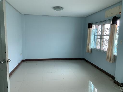 88 Sqm., 3 Beds, 2 Baths Townhouse listed for ฿ 2,090,000.