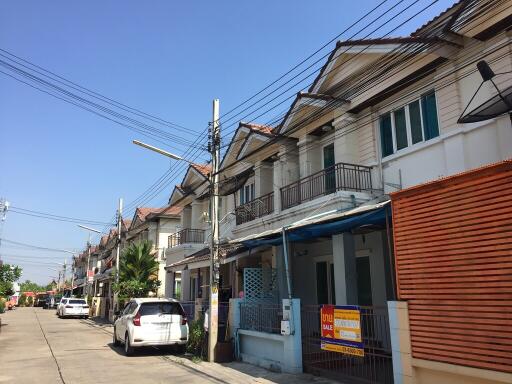 88 Sqm., 3 Beds, 2 Baths Townhouse listed for ฿ 2,090,000.