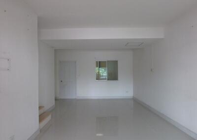 76 Sqm., 2 Beds, 1 Bath Townhouse listed for ฿ 2,310,000.