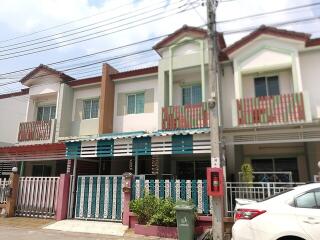 68 Sqm., 2 Beds, 1 Bath Townhouse listed for ฿ 2,258,000.