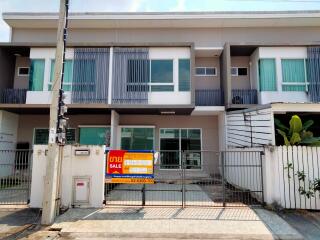 72 Sqm., 2 Beds, 1 Bath Townhouse listed for ฿ 1,995,000.