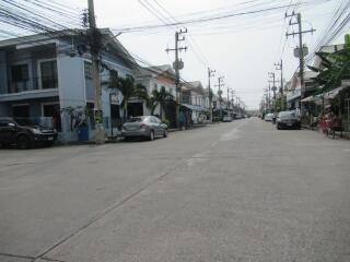 112 Sqm., 3 Beds, 2 Baths Townhouse listed for ฿ 1,995,000.