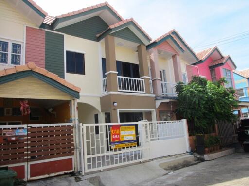 78 Sqm., 3 Beds, 2 Baths Townhouse listed for ฿ 2,205,000.