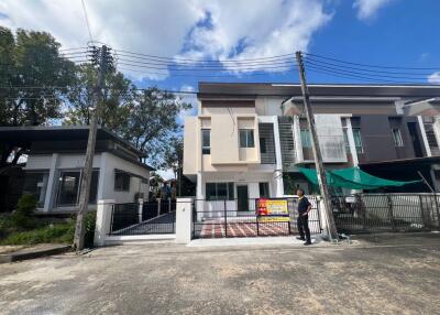 136 Sqm., 3 Beds, 2 Baths Townhouse listed for ฿ 2,205,000.