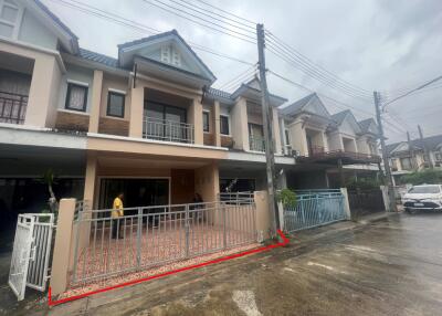 80 Sqm., 2 Beds, 1 Bath Townhouse listed for ฿ 1,850,000.