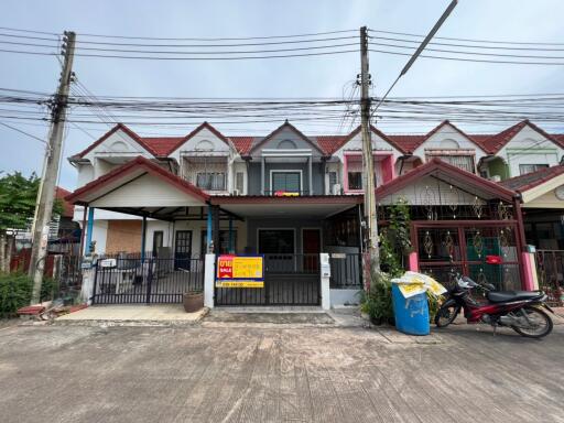 72 Sqm., 2 Beds, 1 Bath Townhouse listed for ฿ 1,750,000.