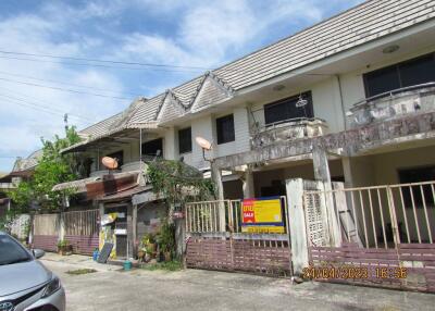 120 Sqm., 2 Beds, 1 Bath Townhouse listed for ฿ 1,900,000.