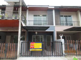 74 Sqm., 2 Beds, 1 Bath Townhouse listed for ฿ 1,900,000.