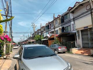 72 Sqm., 4 Beds, 3 Baths Townhouse listed for ฿ 1,900,000.