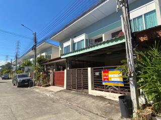 102 Sqm., 3 Beds, 2 Baths Townhouse listed for ฿ 2,100,000.