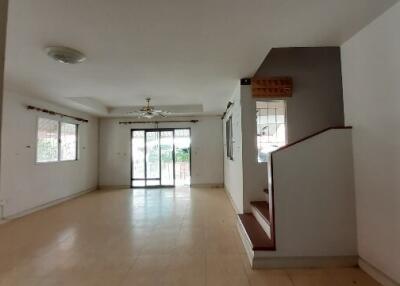 120 Sqm., 2 Beds, 1 Bath Townhouse listed for ฿ 1,900,000.