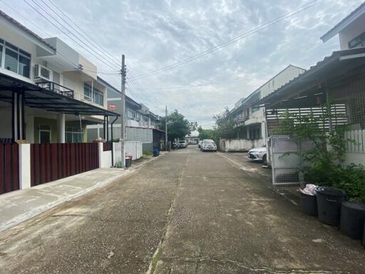 118 Sqm., 2 Beds, 1 Bath Townhouse listed for ฿ 1,900,000.