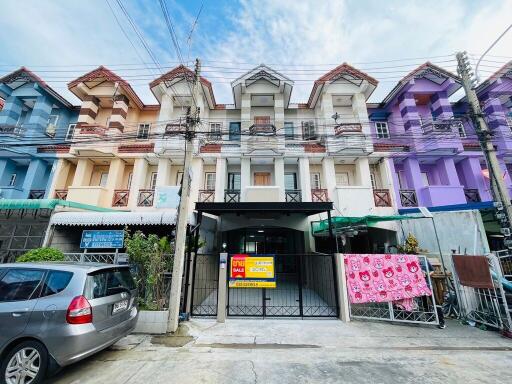 80 Sqm., 3 Beds, 3 Baths Townhouse listed for ฿ 2,094,000.