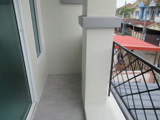 72 Sqm., 2 Beds, 1 Bath Townhouse listed for ฿ 2,027,000.