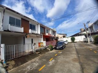 78 Sqm., 3 Beds, 2 Baths Townhouse listed for ฿ 1,805,000.