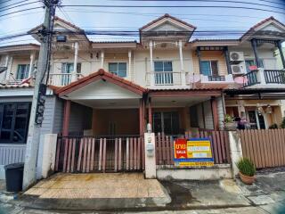 72 Sqm., 2 Beds, 1 Bath Townhouse listed for ฿ 1,805,000.