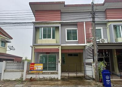 110 Sqm., 3 Beds, 2 Baths Townhouse listed for ฿ 1,995,000.