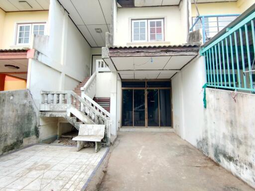 116 Sqm., 3 Beds, 2 Baths Townhouse listed for ฿ 1,995,000.