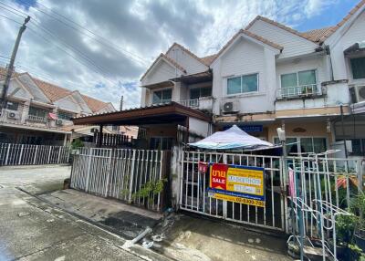 85 Sqm., 2 Beds, 1 Bath Townhouse listed for ฿ 1,805,000.