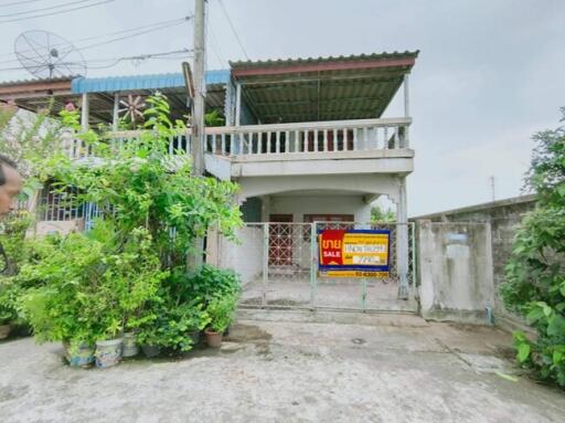 110 Sqm., 3 Beds, 2 Baths Townhouse listed for ฿ 1,500,000.