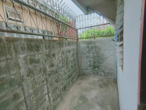 110 Sqm., 3 Beds, 2 Baths Townhouse listed for ฿ 1,500,000.