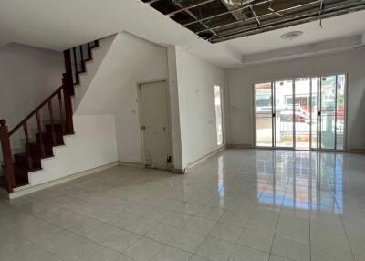 104 Sqm., 3 Beds, 2 Baths Townhouse listed for ฿ 1,490,000.