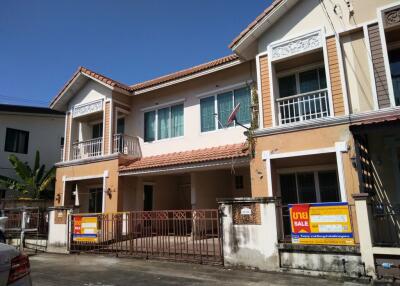104 Sqm., 3 Beds, 2 Baths Townhouse listed for ฿ 1,490,000.