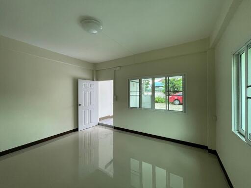 88 Sqm., 2 Beds, 2 Baths Townhouse listed for ฿ 1,500,000.