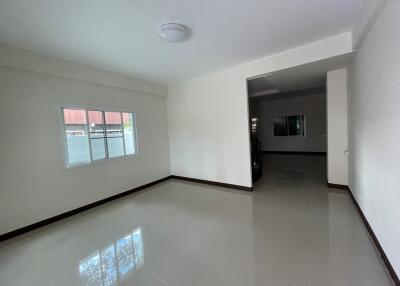 88 Sqm., 2 Beds, 2 Baths Townhouse listed for ฿ 1,500,000.