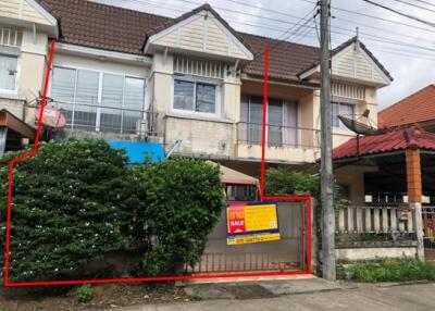 124 Sqm., 2 Beds, 1 Bath Townhouse listed for ฿ 1,710,000.