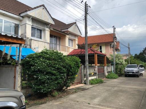 124 Sqm., 2 Beds, 1 Bath Townhouse listed for ฿ 1,710,000.