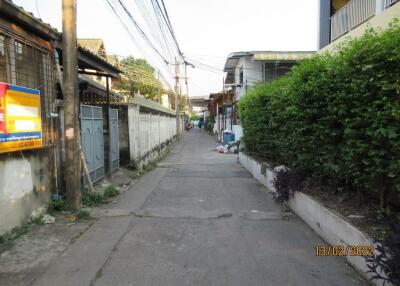 80 Sqm., 2 Beds, 1 Bath Townhouse listed for ฿ 1,710,000.