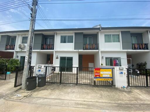 71 Sqm., 3 Beds, 2 Baths Townhouse listed for ฿ 1,710,000.