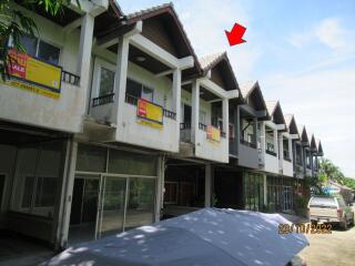 61 Sqm., 2 Beds, 2 Baths Townhouse listed for ฿ 1,890,000.