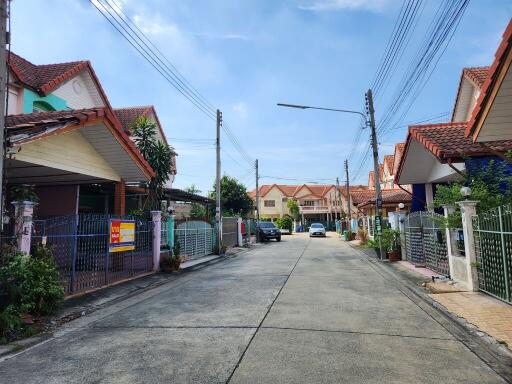 111 Sqm., 3 Beds, 2 Baths Townhouse listed for ฿ 1,890,000.