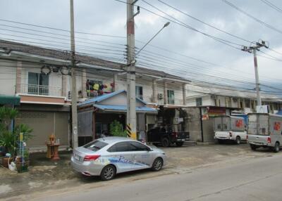 78 Sqm., 2 Beds, 2 Baths Townhouse listed for ฿ 1,890,000.